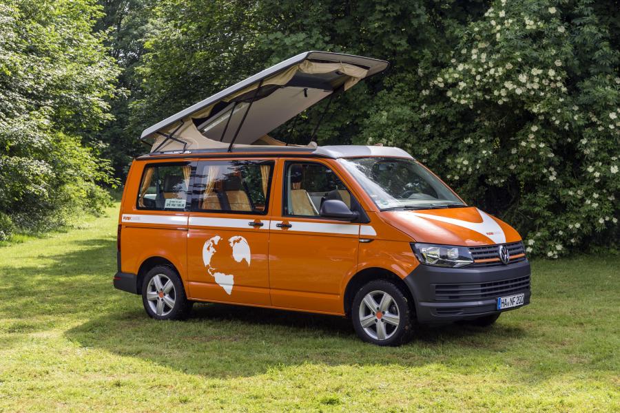  Volkswagen FlowCamper (T6) 2017 года  (фото 1 из 4)